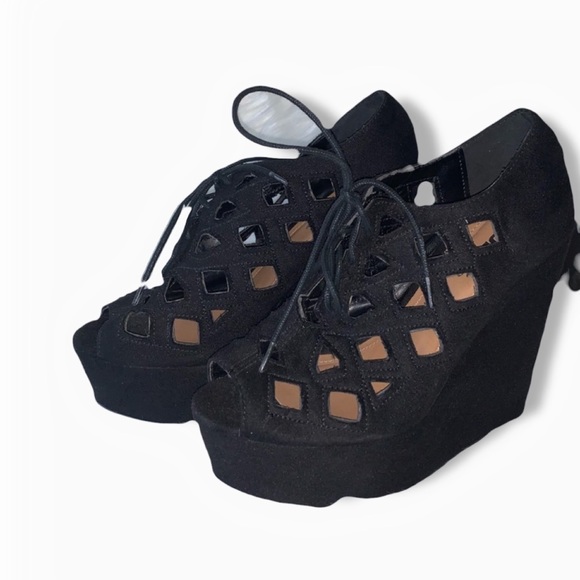 Soda Shoes - SODA •Wedge Sandals
